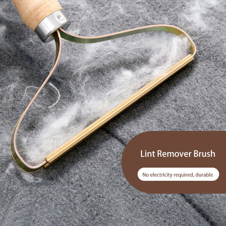 Portable Wooden Handle Lint Remover Brush
