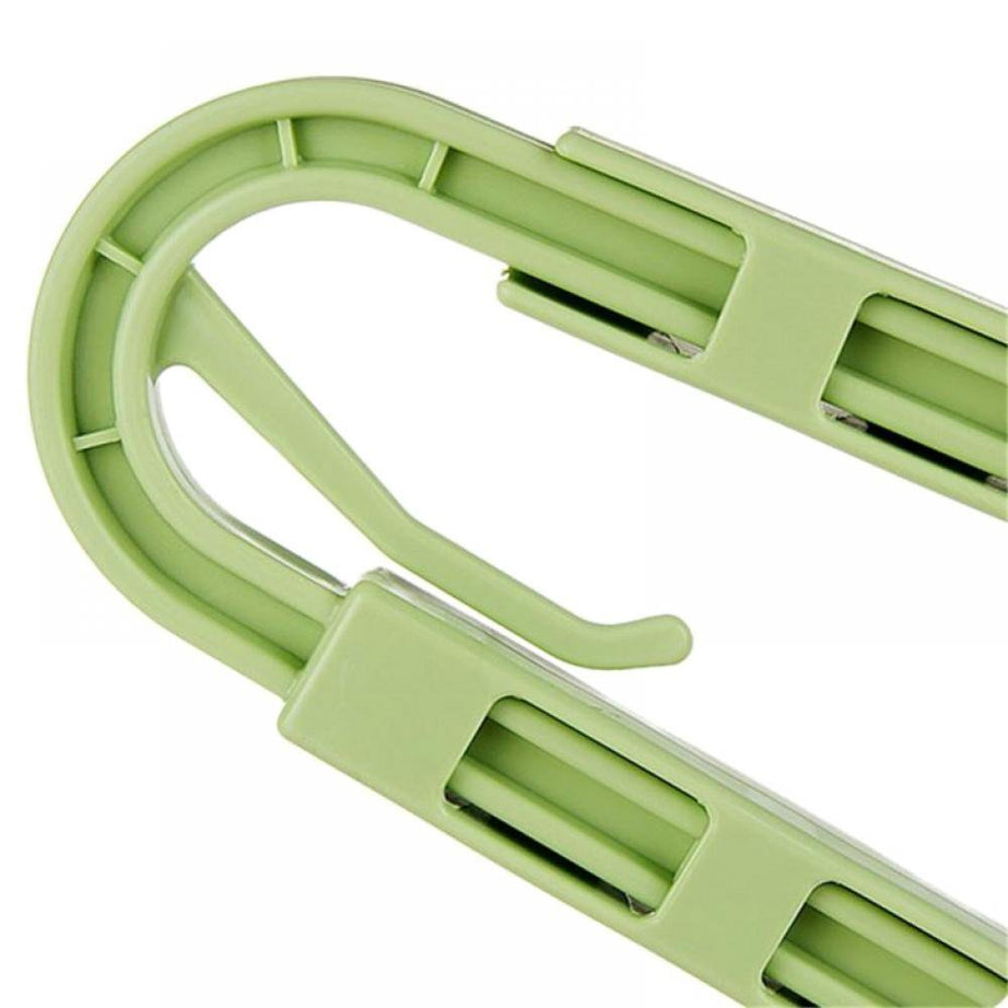 Buy 1 Get 4 Free Hanger Fleixible Retractable Closet Organizer and Drying Rack 5 Pcs Rs 999