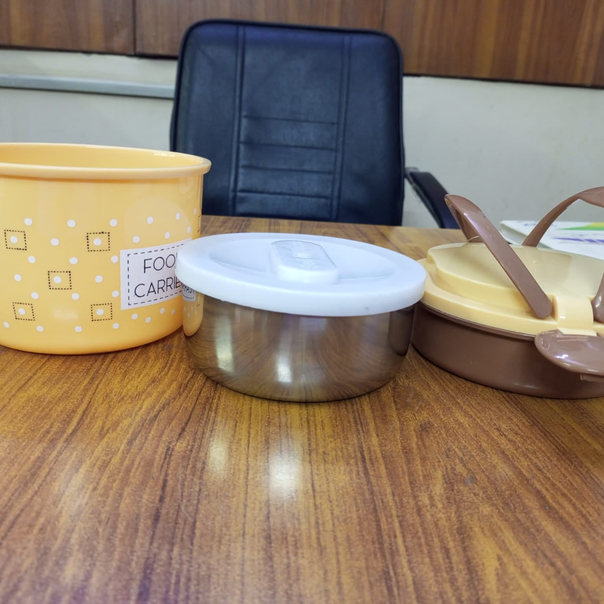 Plastic Food Career Double Layer Tiffin Lunch Box With Under Mini Steel Box for Food Storage