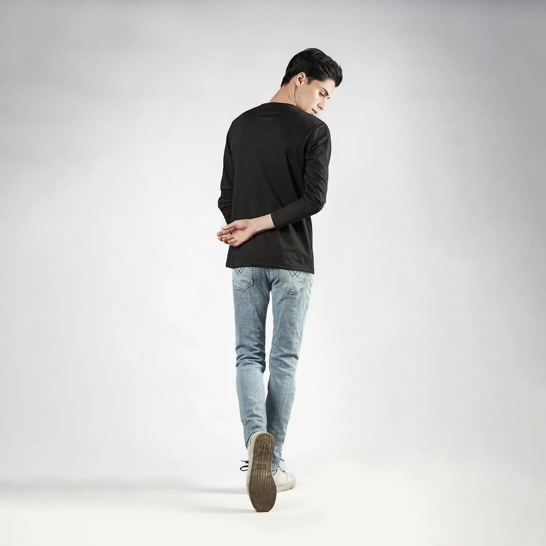 Black Henley Full Sleeves