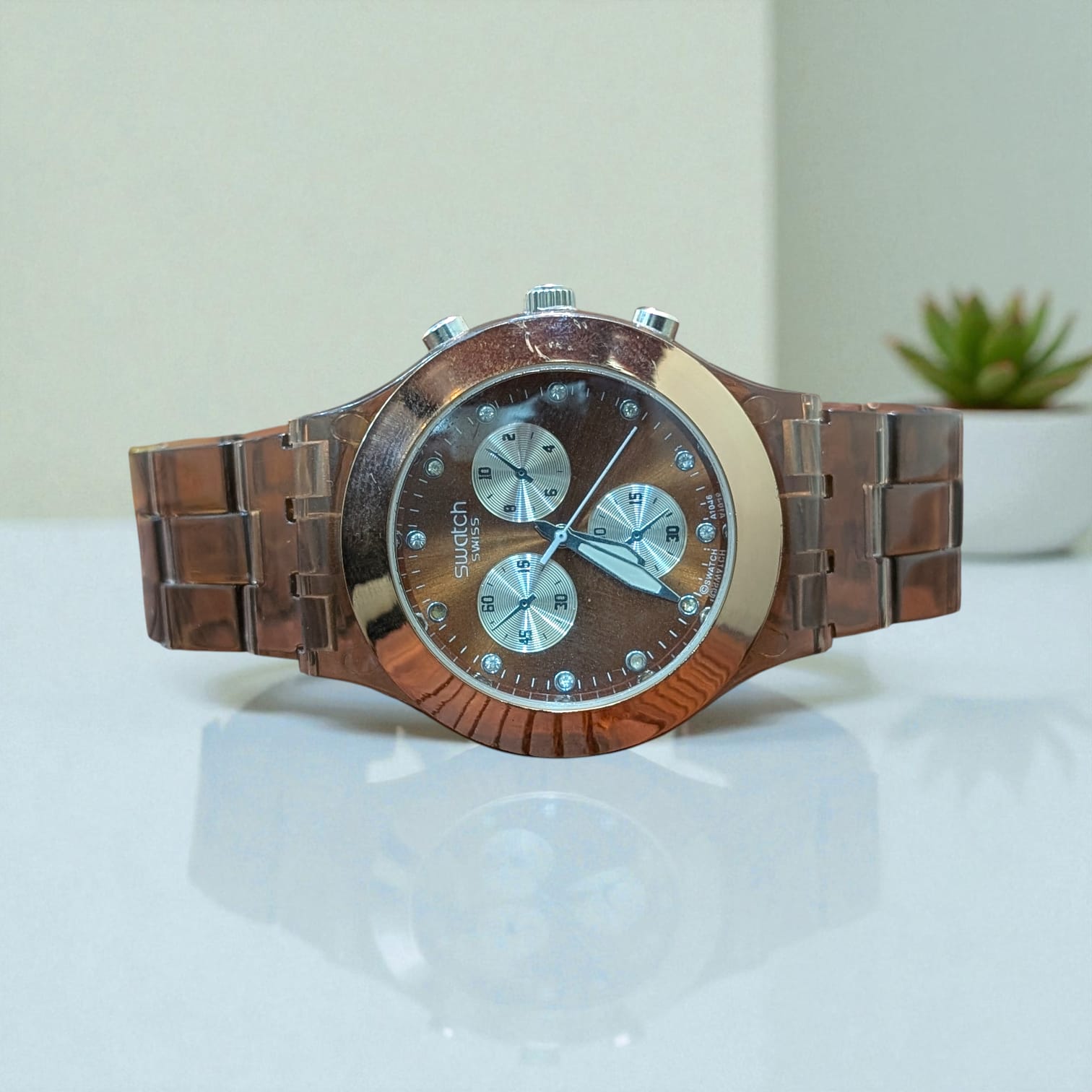 CrystalClear Acrylic Watch – Premium Unisex Edition