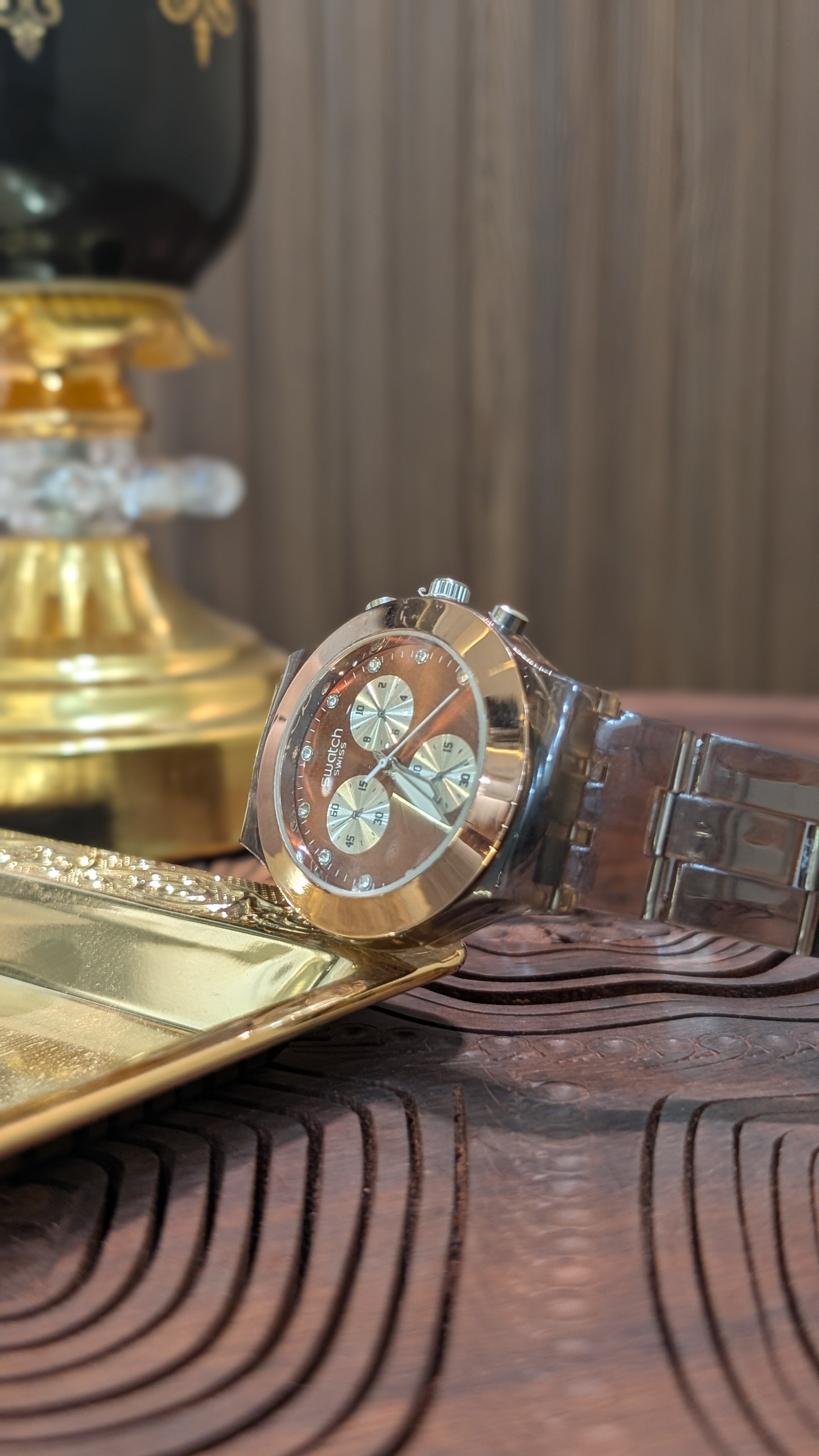 CrystalClear Acrylic Watch – Premium Unisex Edition