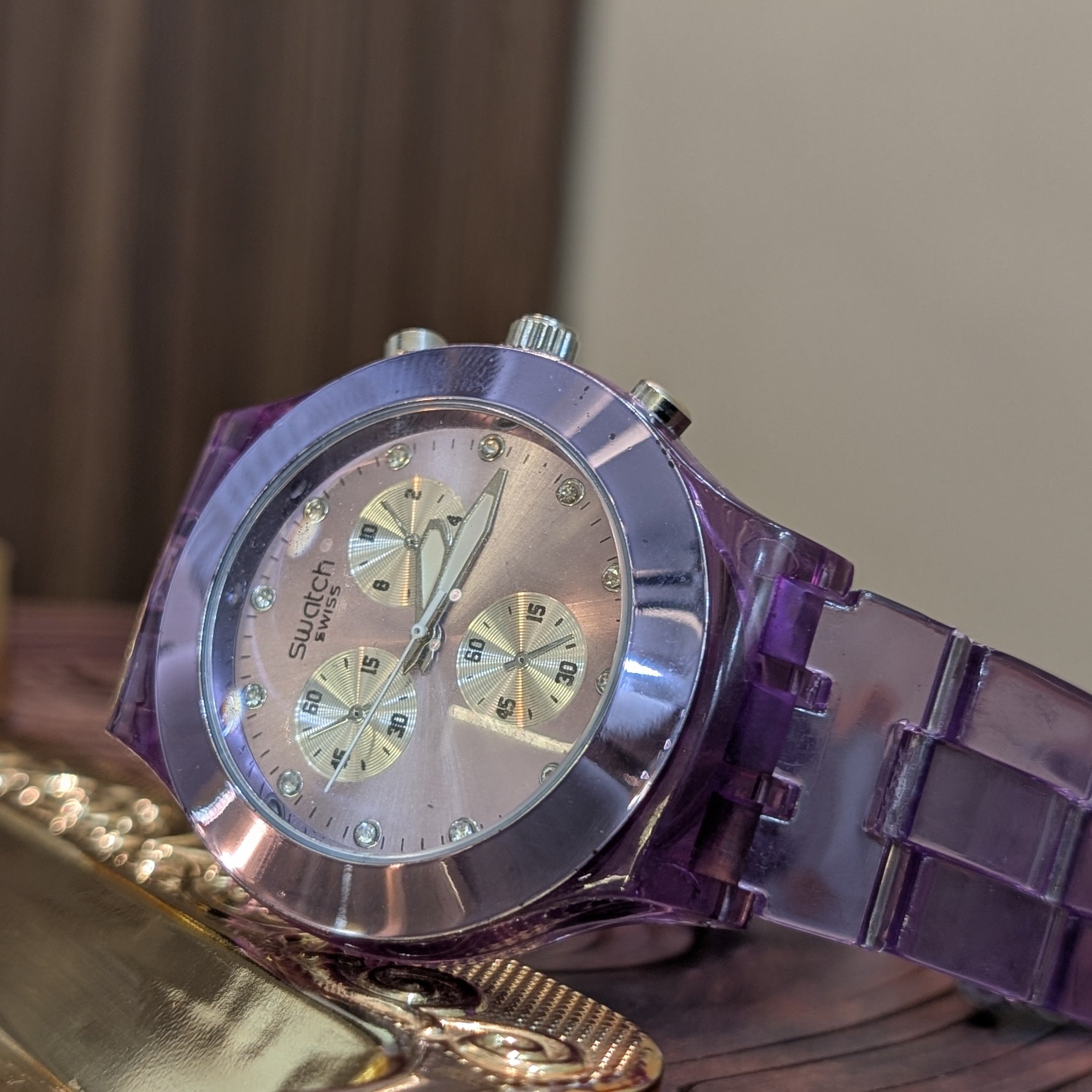 CrystalClear Acrylic Watch – Premium Unisex Edition