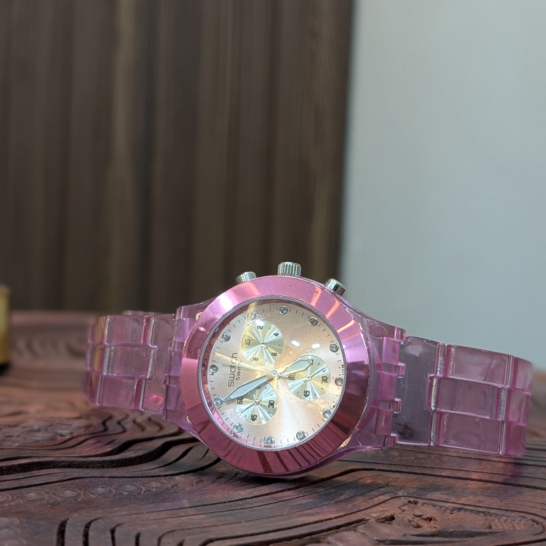 CrystalClear Acrylic Watch – Premium Unisex Edition