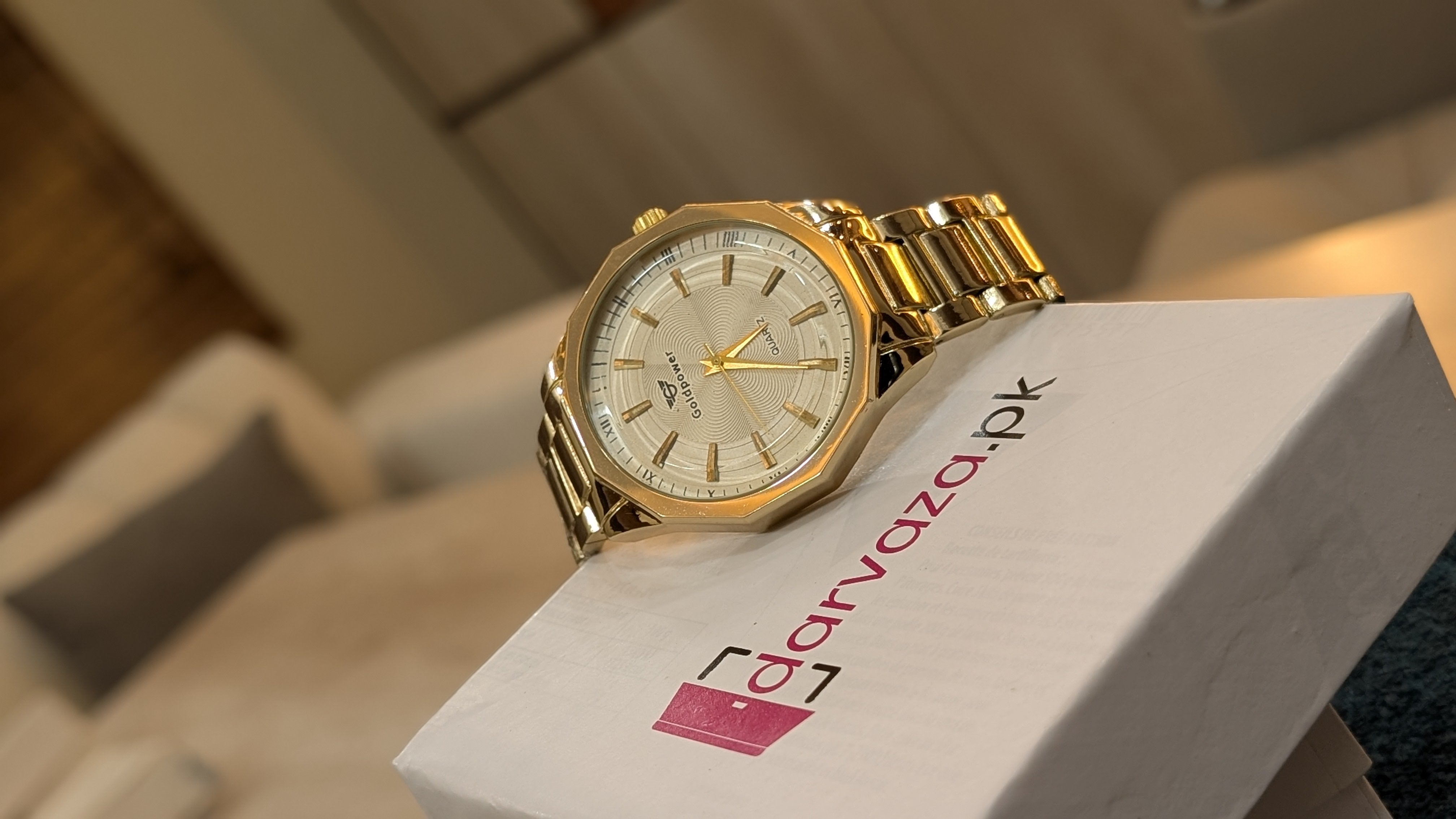 Luxe Chrono Gold Watch Timeless Luxury