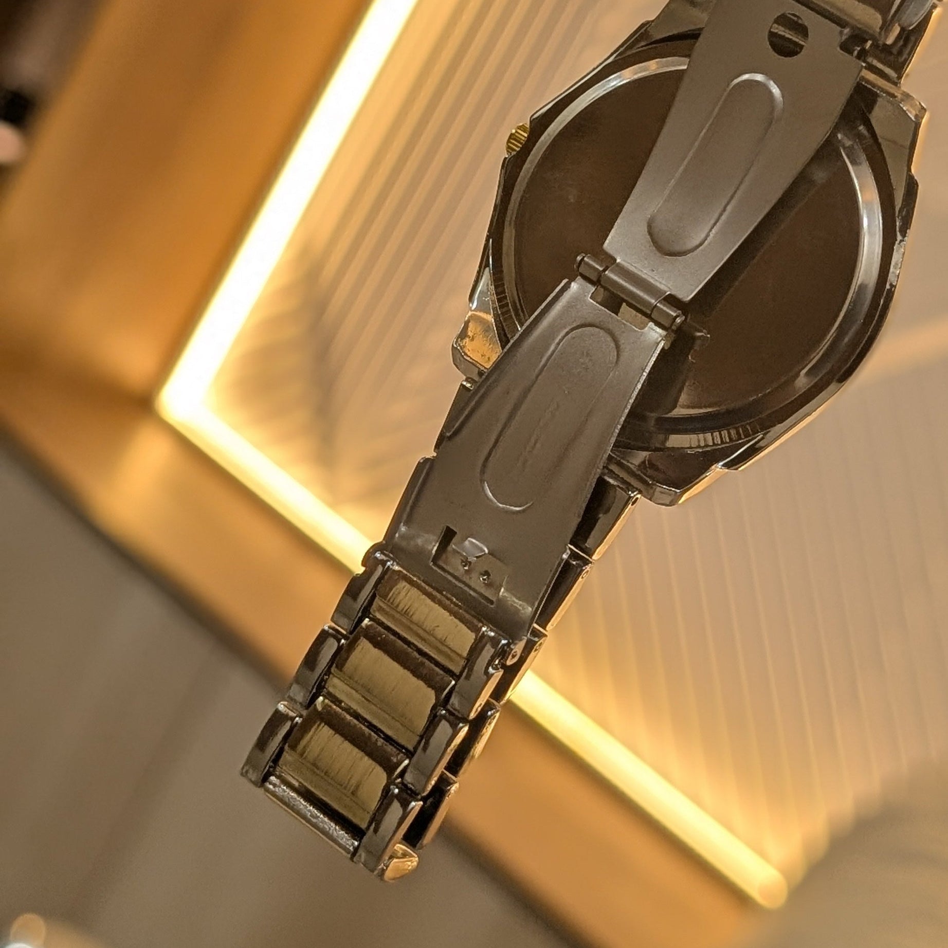 Titanan Gold & Black Master