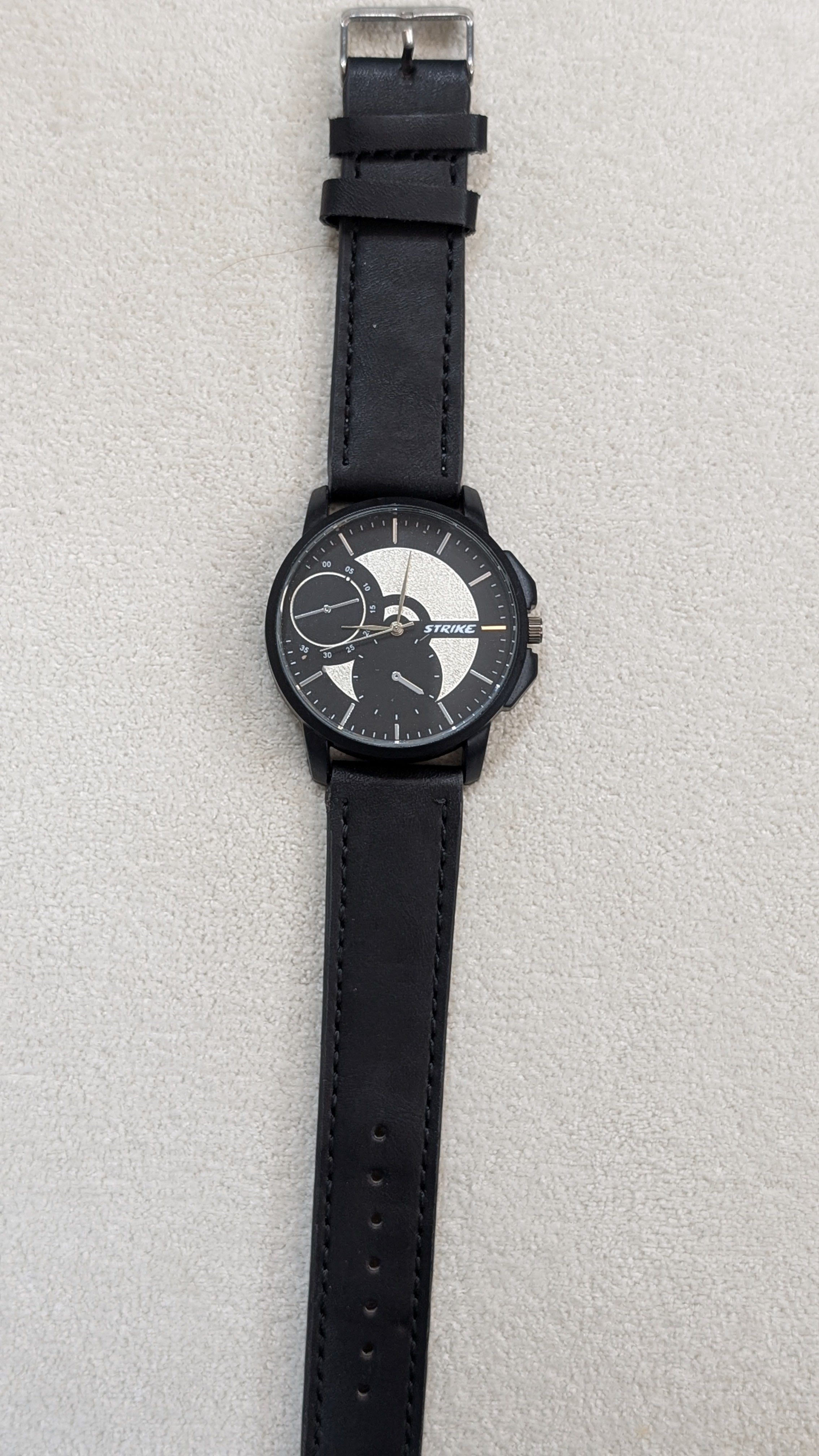 Strike Black with White Touch Men Watch