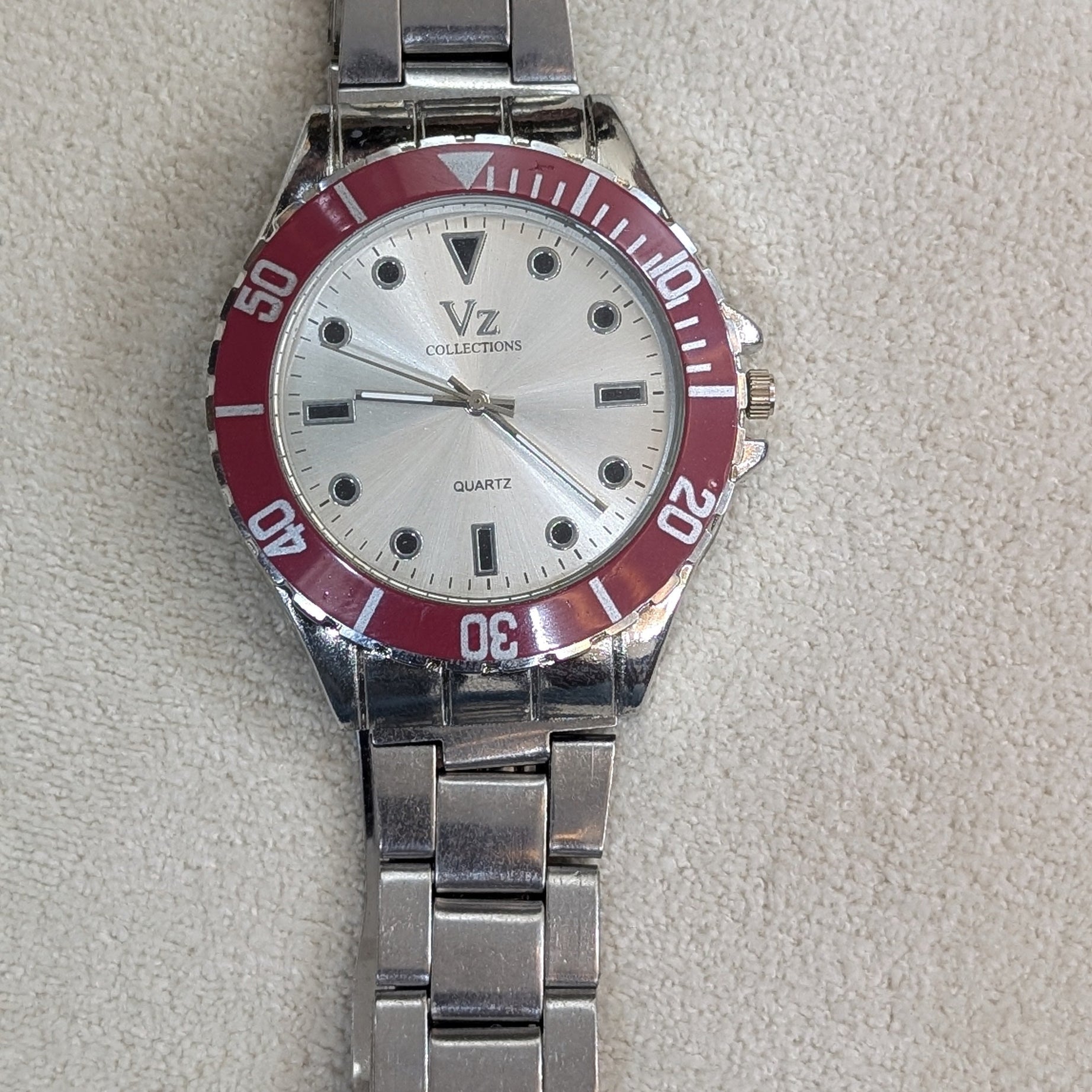 VZ Aurelia Silver Round Maroon Man Watch
