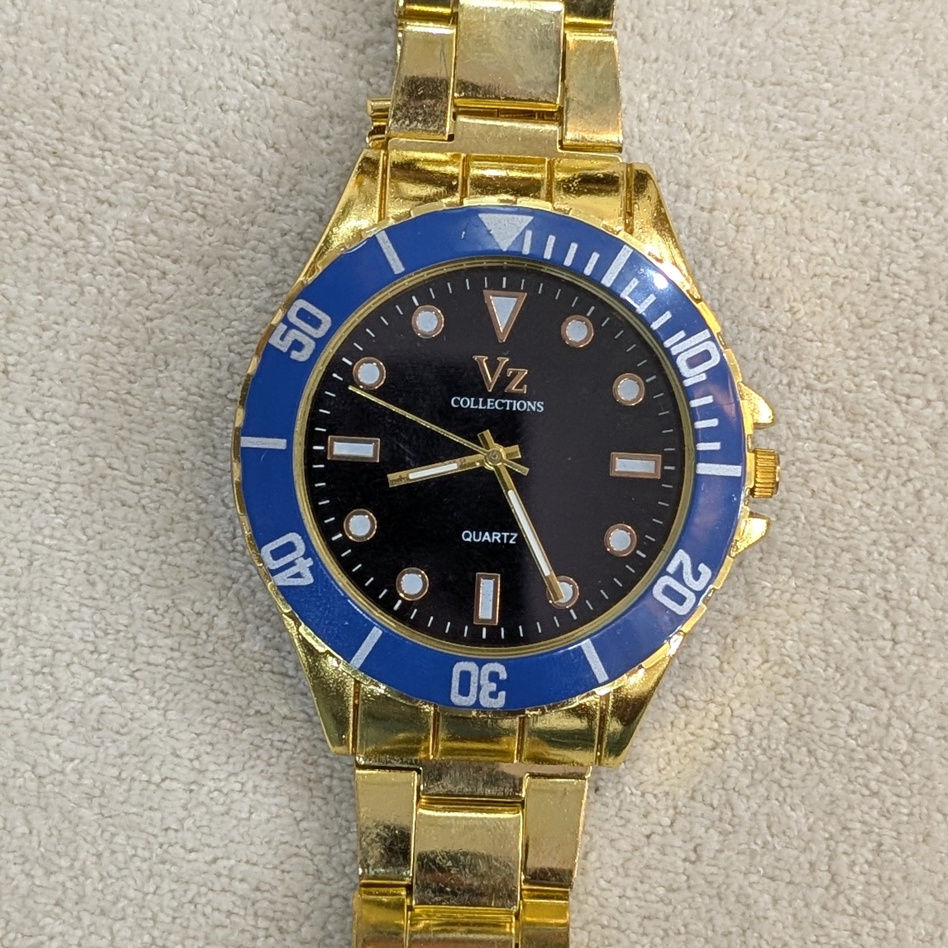 VZ Aurelia Golden Round Blue Man Watch