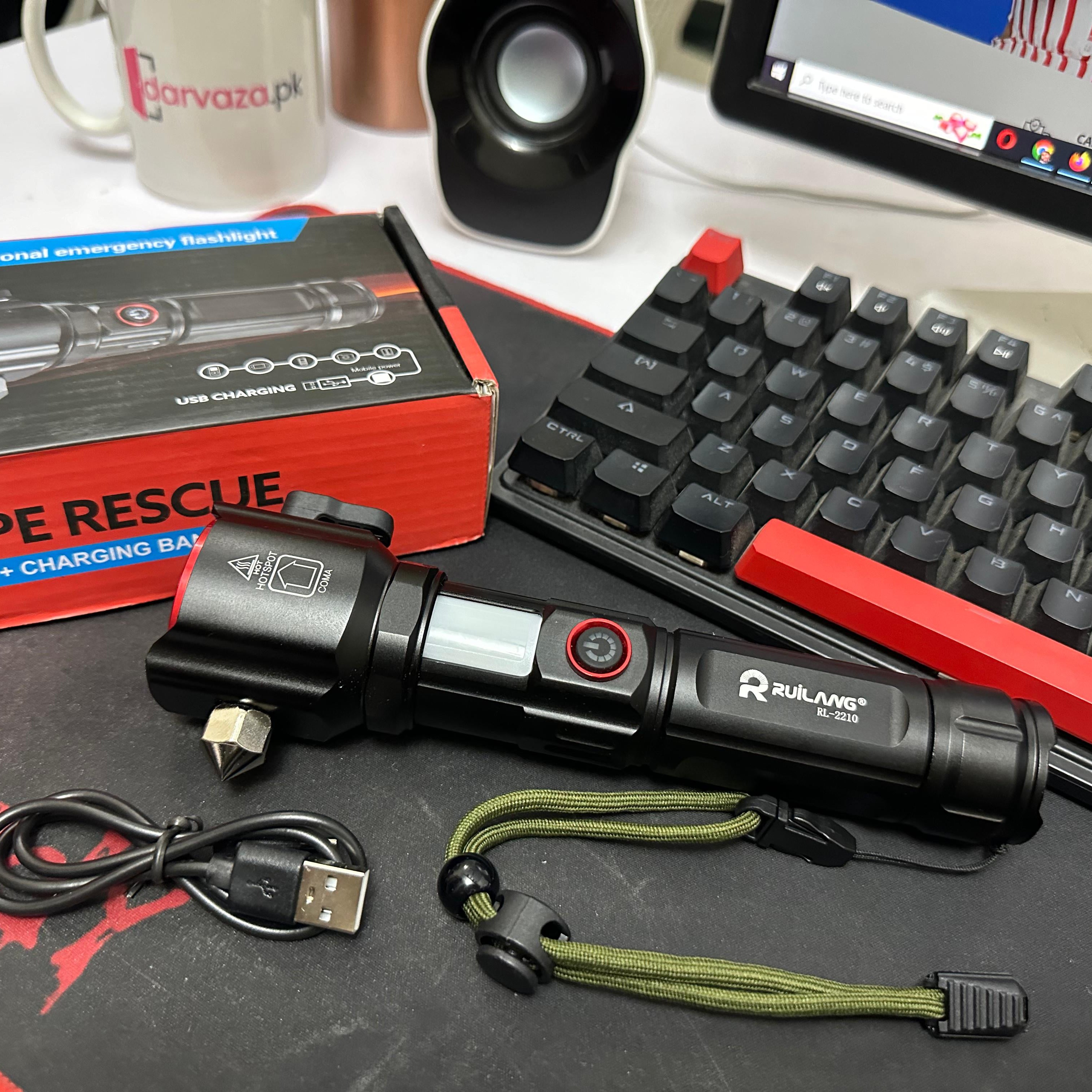 Super Bright Metal FlashLight Torch with adjustable focus Hammer and Mobile Power Bank