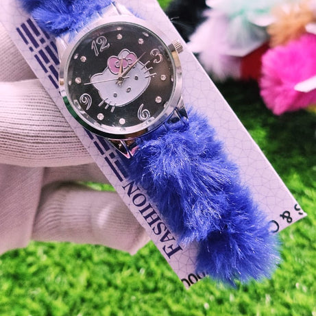 Beautiful Hello Kitty Cartoon Cat Round Shaped Clock Dial Analog Wristwatch For Kids and Women