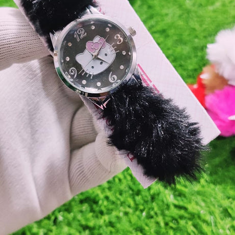 Beautiful Hello Kitty Cartoon Cat Round Shaped Clock Dial Analog Wristwatch For Kids and Women