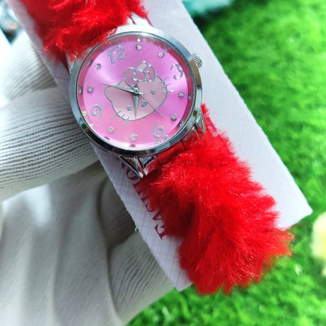 Beautiful Hello Kitty Cartoon Cat Round Shaped Clock Dial Analog Wristwatch For Kids and Women