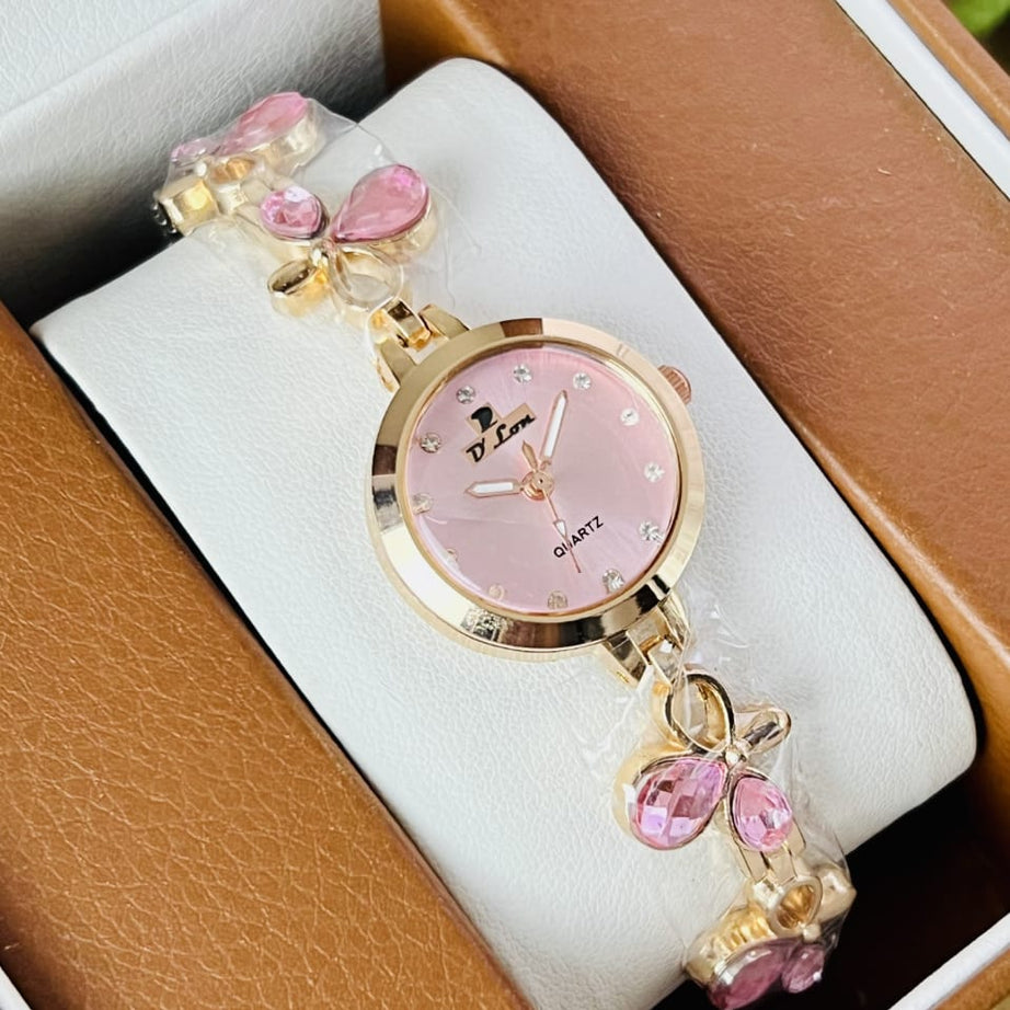 Women’s Flower Bracelet Quartz Watch (Random Color Combo)