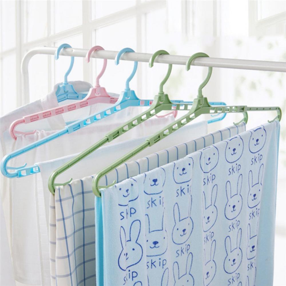 Buy 1 Get 4 Free Hanger Fleixible Retractable Closet Organizer and Drying Rack 5 Pcs Rs 999