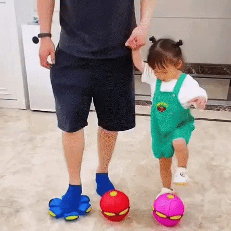 Flying Saucer Magic Deformation Ball with LED Light Flying Toy for Kids