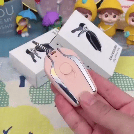 Mini Portable Keychain I Phone Charger For Emergency Power Charge with 1500mAh Powerful Battery